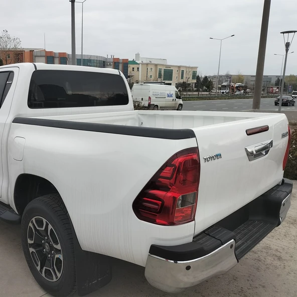 Toyota Hilux 2021- Yılı ve Sonrası Uyumlu Kasa Kenar Koruma 2 Parça - Resim 5