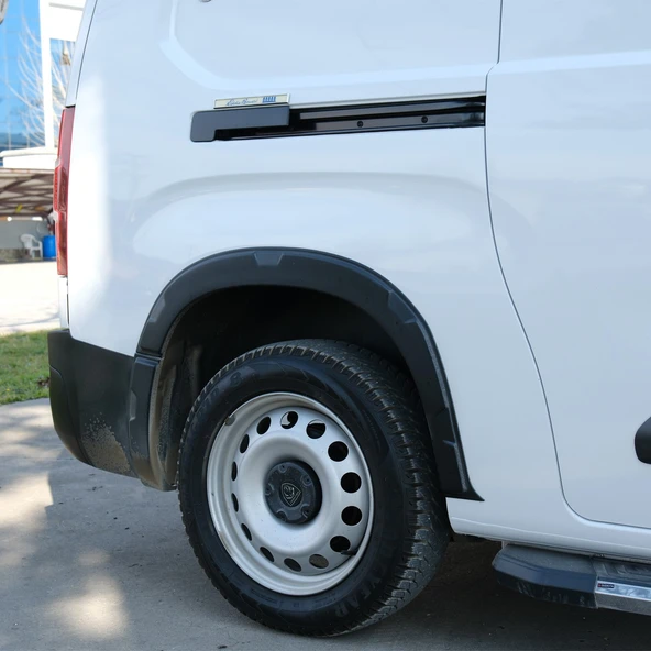 Toyota Proace City 2019- Yılı ve Sonrası Uyumlu Çamurluk Dodik 8 Parça - Resim 8