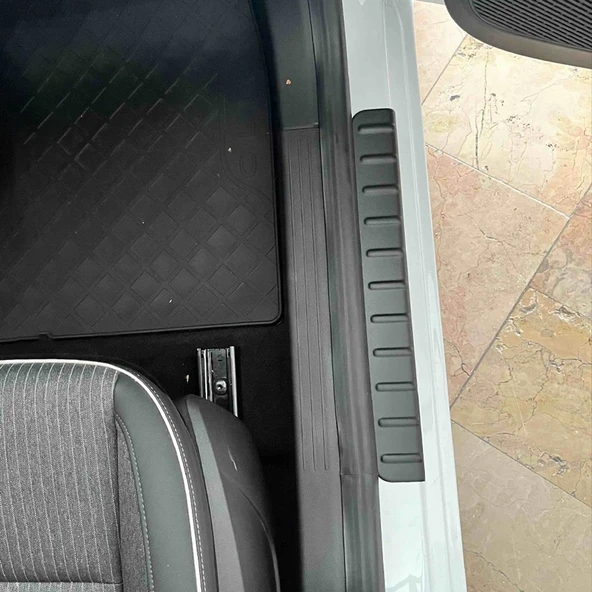 Renault Clio 5 2020- Yılı ve Sonrası Uyumlu Kapı Eşiği 4 Parça - 9