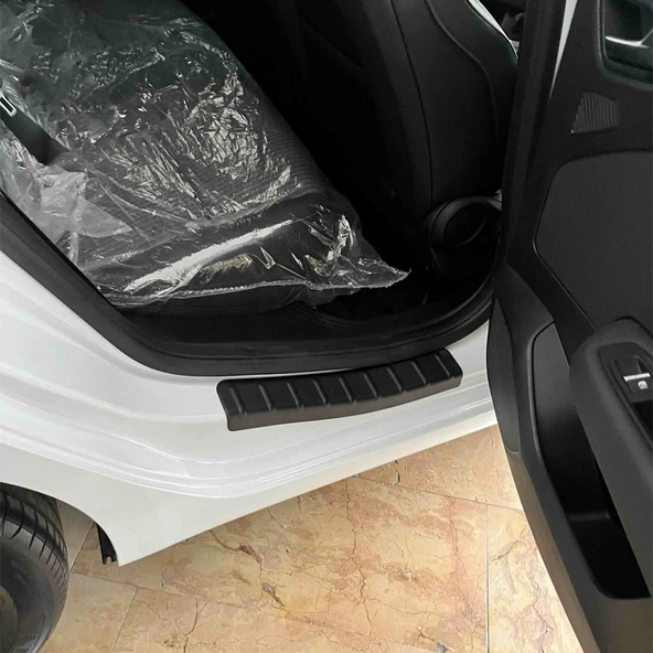 Renault Clio 5 2020- Yılı ve Sonrası Uyumlu Kapı Eşiği 4 Parça - 10