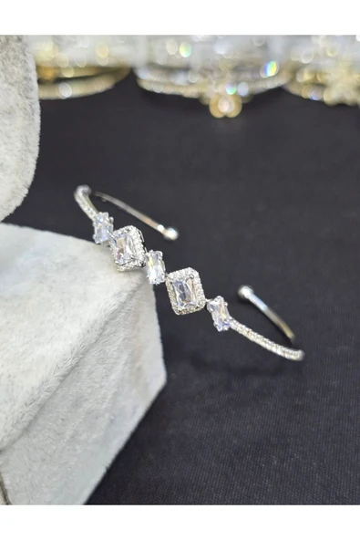 Vipfoni Baget Taşlı Suyolu Çelik Kadın Kelepçe Bileklik ürün görseli 1