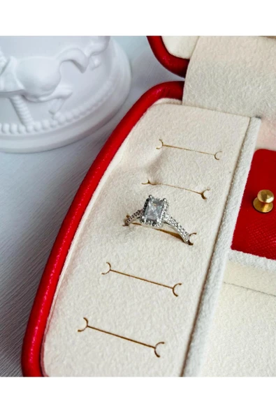 Vipfoni Tek Taş Baget Yüzük ürün görseli