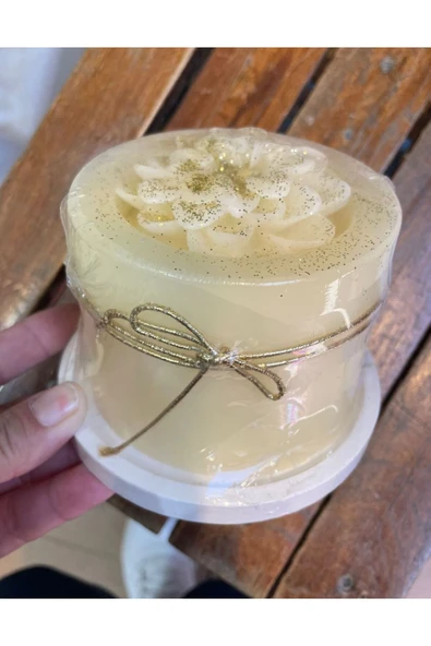 Vipfoni Pasta Şeklinde Dekoratif Şakayık Çiçekli Mum ürün görseli