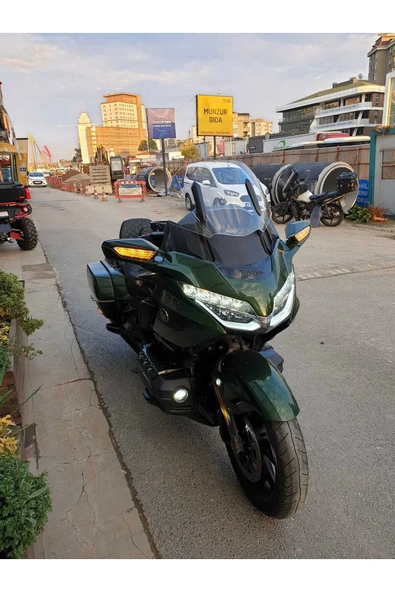MOTOCAM Honda Goldwing Bagger Siperlik Ön Cam 2018-2023 Model 65cm Şeffaf Renkli 4mm UZUN BOYLU CAM - Resim 2