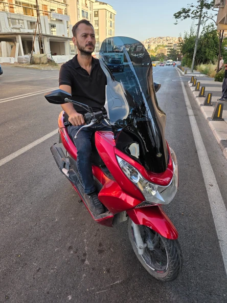 MOTOCAM Honda PCX Siperlik Ön Cam 2011-2013 Model 83cm Siyah Renkli 4mm UZUN CAM - Resim 2