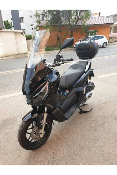 MOTOCAM Kanuni Seha Siperlik Ön Cam 2022-2025 Model 78cm şeffaf Renkli 4mm UZUN CAM - Resim 2