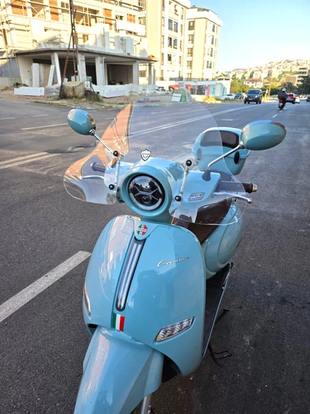 MOTOCAM Arora Cappucino Siperlik Ön Cam 2003-2025 Model 39cm Şeffaf Renkli 4mm APARATSIZDIR - 3