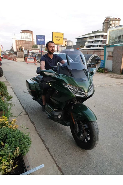 MOTOCAM Honda Goldwing Bagger Siperlik Ön Cam 2018-2023 Model 38cm Füme Renkli 4mm ORTA BOYLU CAM - Resim 2