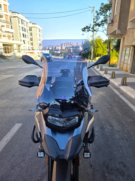 MOTOCAM Bmw F750 GS Siperlik Ön Cam 2018-2023 Model 57cm Füme Renkli 4mm UZUN CAM ürün görseli