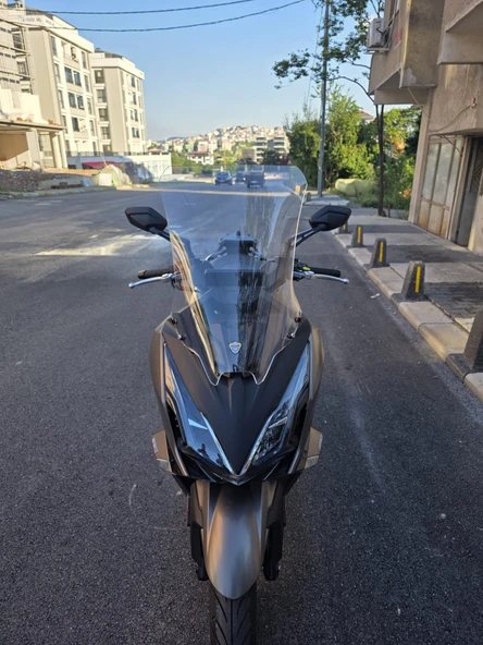 MOTOCAM Kymco Downtown GT 350 Siperlik Ön Cam 2025 Model 62cm Şeffaf Renkli 4mm ürün görseli