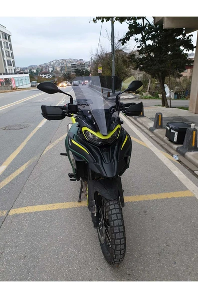 MOTOCAM Benelli TRK 702 X Siperlik Ön Cam 2025 Model 51cm Füme Renkli 4mm 4mm 1. TASARIM - Resim 2