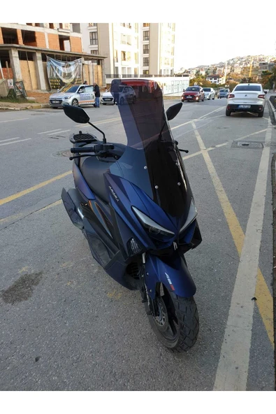 MOTOCAM Arora Max T 150 Siperlik Ön Cam 2022-2025 Model 78cm Siyah Renkli 4mm UZUN CAM - Resim 2