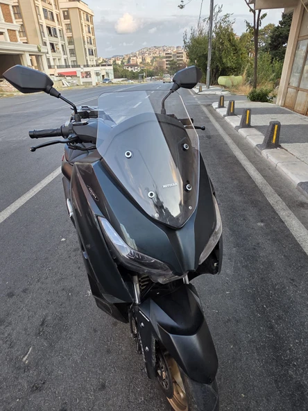 MOTOCAM Arora Max PRO Siperlik Ön Cam 2023-2025 Model 44cm Şeffaf Renkli 4mm SPOR CAM - Resim 2