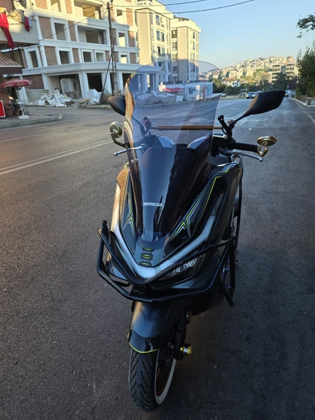 MOTOCAM Honda PCX Siperlik Ön Cam 2025 Model 66cm Füme Renkli 4mm - Resim 3