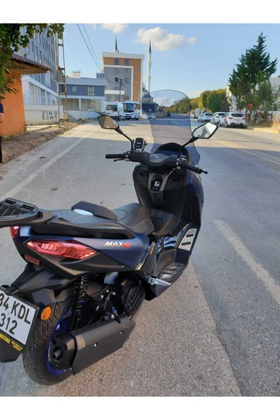 MOTOCAM Arora Max PRO Siperlik Ön Cam 2023-2025 Model 65cm Füme Renkli 4mm ORTA BOYLU CAM - Resim 3