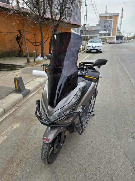 MOTOCAM Honda PCX Siperlik Ön Cam 2018-2020 Model 83cm Siyah Renkli 4mm UZUN CAM - Resim 3