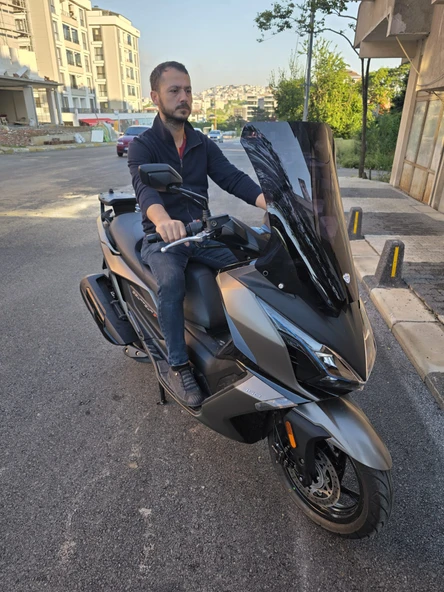 MOTOCAM Kymco Downtown GT 350 Siperlik Ön Cam 2025 Model 62cm Siyah Renkli 4mm - Resim 2