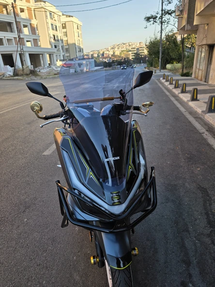 MOTOCAM Honda PCX Siperlik Ön Cam 2025 Model 66cm Füme Renkli 4mm - Resim 2