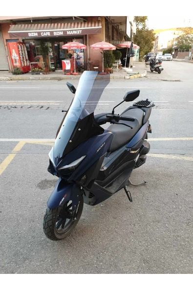 MOTOCAM Arora Max T 150 Siperlik Ön Cam 2022-2025 Model 78cm Füme Renkli 4mm UZUN CAM - Resim 3