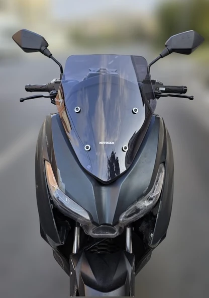 MOTOCAM Arora Max PRO Siperlik Ön Cam 2023-2025 Model 44cm Füme Renkli 4mm SPOR CAM - 1