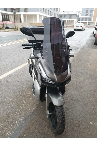 MOTOCAM Küba Rubano 150 Siperlik Ön Cam 2023-2025 Model 65cm Siyah Renkli 4mm ORTA BOYLU Cam - Resim 3