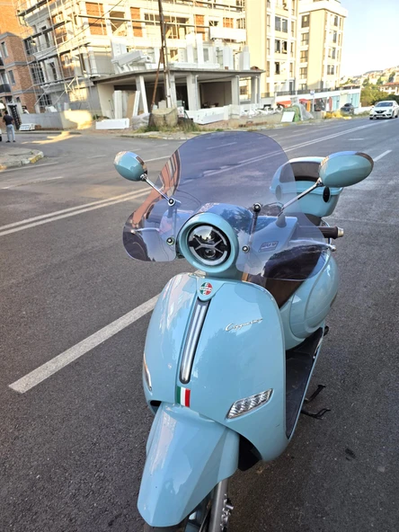 MOTOCAM Arora Cappucino Siperlik Ön Cam 2003-2025 Model 39cm Füme Renkli 4mm APARATSIZDIR - 3