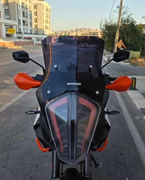 MOTOCAM KTM 1290 Super Adventure Ön Cam 2017-2020 Model 54cm Siyah Renkli 4mm ürün görseli