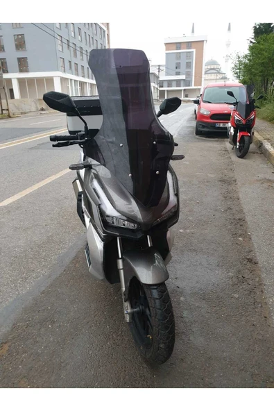 MOTOCAM Küba Rubano 150 Siperlik Ön Cam 2023-2025 Model 78cm Siyah Renkli 4mm ürün görseli