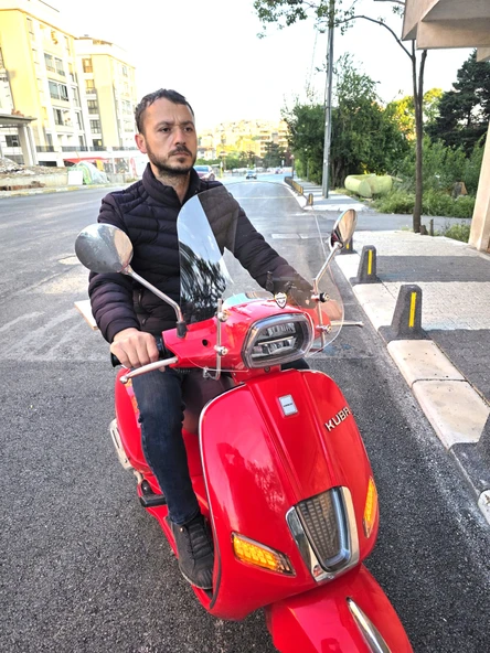 MOTOCAM Küba Grace 50 125 Ön Cam 2023-2025 Model 42cm şeffaf Renkli   APARATSIZ GÖNDERİLİR - Resim 2