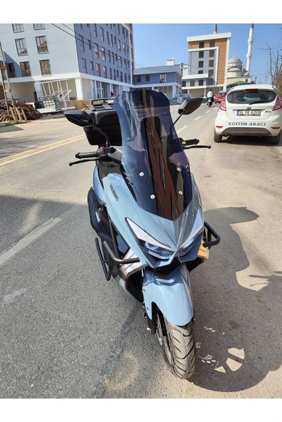 MOTOCAM Küba Chia 125 Siperlik Ön Cam 2023-2025 Model 65cm Siyah Renkli 4mm ORTA BOYLU CAM - Resim 3