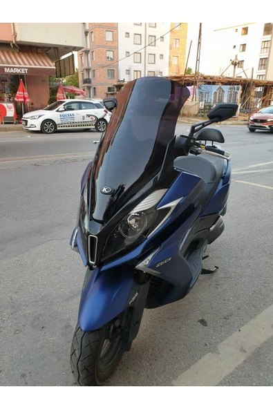 MOTOCAM Kymco Downtown 250i Siperlik Ön Cam 2016-2025 Model 78cm Siyah Renkli 4mm UZUN CAM - Resim 3