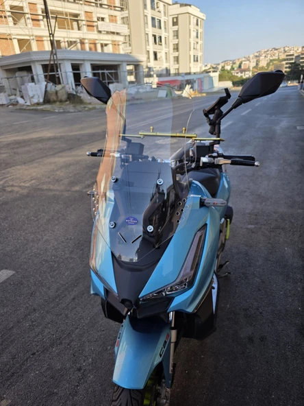 MOTOCAM Arora Beatrix 150 Siperlik Ön Cam 2023-2025 Model 55cm Füme Renkli 4mm KISA SPOR CAM - Resim 3