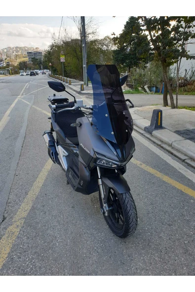 MOTOCAM Falcon Trex 188 Siperlik Ön Cam 2022-2025 Model 65cm Siyah Renkli 4mm ORTA BOYLU CAM - Resim 2