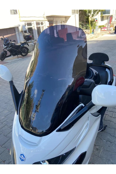 MOTOCAM Piaggio X Evo 250-400 Siperlik Ön Cam 2009-2016 Model 58cm Siyah Renkli 4mm - Resim 3
