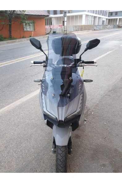 MOTOCAM Motolüx Wow 150  Siperlik Ön Cam 2023-2025 Model 55cm Füme Renkli 4mm KISA SPOR CAM ürün görseli