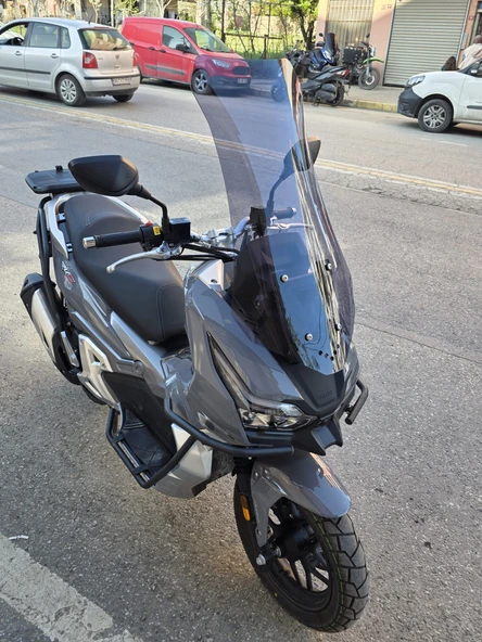 MOTOCAM RKS Freccia 150 Siperlik Ön Cam 2022-2025 Model 75cm Füme Renkli 4mm UZUN CAM - Resim 3