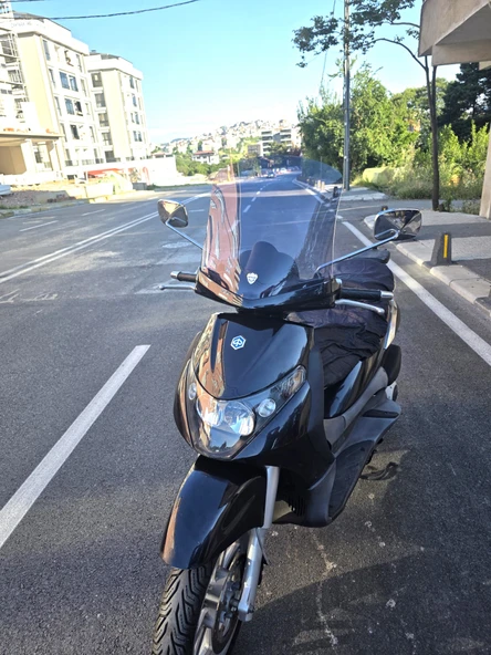 MOTOCAM Piaggio Beverly 250 Siperlik Ön Cam 200-2007 Model 44cm Füme Renkli 4mm - Resim 3