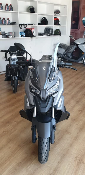 MOTOCAM Motolüx RT2 Ragner Siperlik Ön Cam 2023-2025 Model 56cm Şeffaf Renkli 4mm UZUN CAM - Resim 2