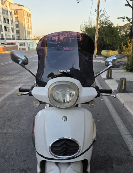 MOTOCAM Aprilia Scarabeo 200 İe Siperlik Ön Cam 35cm 2008-2015 Model Siyah Renkli 4mm ürün görseli