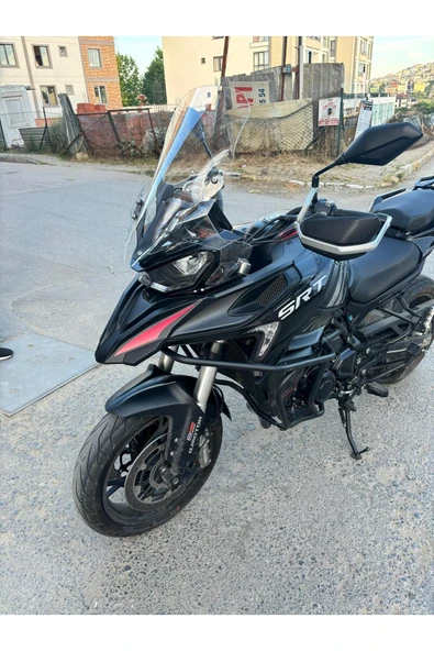 MOTOCAM QJ SRT 800 Siperlik Ön Cam 2023-2025 Model 61cm Şeffaf Renkli 4mm UZUN CAM - Resim 2