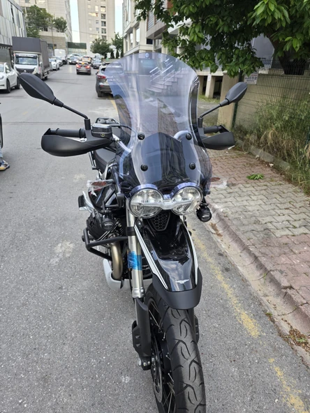 MOTOCAM Moto Guzzi V85 Siperlik Ön Cam 2019-2023 Model 58cm Füme Renkli 4mm - Resim 2