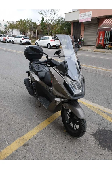 MOTOCAM kymco Skytown 125 Siperlik Ön Cam 2023-2025 Model 72cm Şeffaf Renkli 4mm UZUN CAM - Resim 2