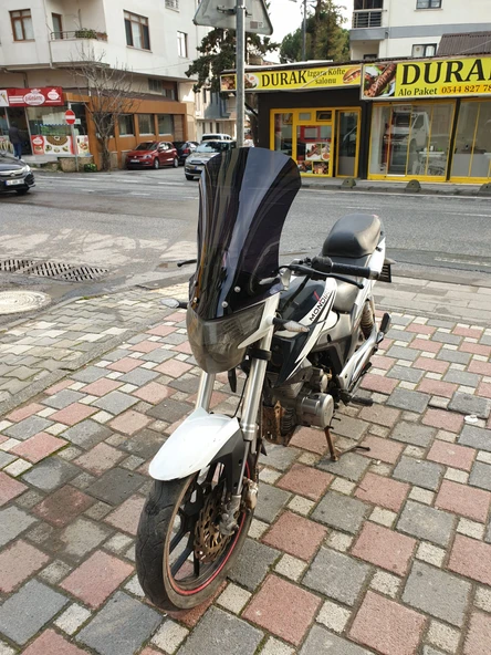 MOTOCAM Mondial 180 Z One S Siperlik Ön Cam 58cm 2014-2022 Model Siyah Renkli - Resim 3