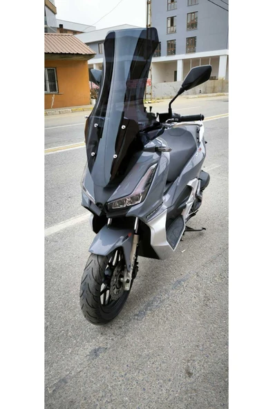 MOTOCAM Arora Beatrix 150 Siperlik Ön Cam 2023-2025 Model 78cm Siyah Renkli 4mm UZUN CAM - Resim 3