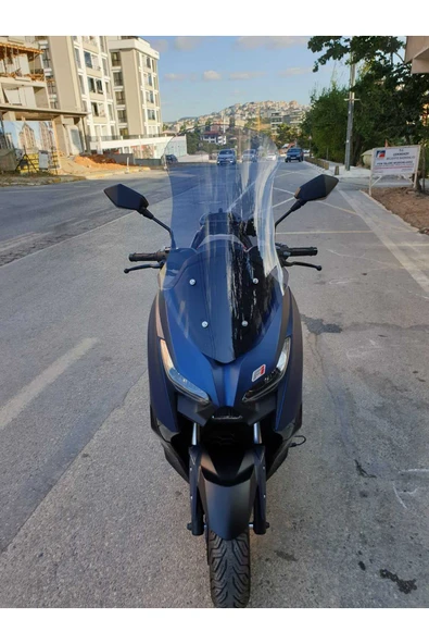 MOTOCAM Arora Max PRO Siperlik Ön Cam 2023-2025 Model 75cm Füme Renkli 4mm UZUN CAM ürün görseli