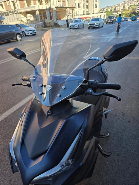 MOTOCAM Motolüx IST 34  Siperlik Ön Cam 2025 Model 43cm Şeffaf Renkli 4mm KISA SPORTİF - Resim 3