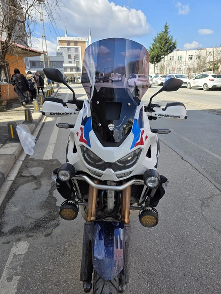 MOTOCAM Honda Africa twin CRF 1100 L4 Ön Cam 2023-2025 Model 54cm Siyah Renkli 4mm UZUN VE GENİŞ ürün görseli