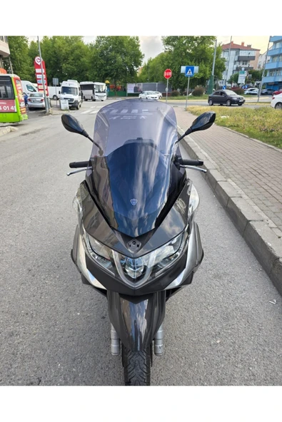 MOTOCAM Piaggio X10 Siperlik Ön Cam 2011-2017 Model 73cm Füme Renkli 4mm ürün görseli