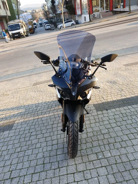 MOTOCAM Bajaj Pulsar RS 200 Siperlik Ön Cam 2015-2025 Model 56cm Füme Renkli 4mm UZUN CAM - 1