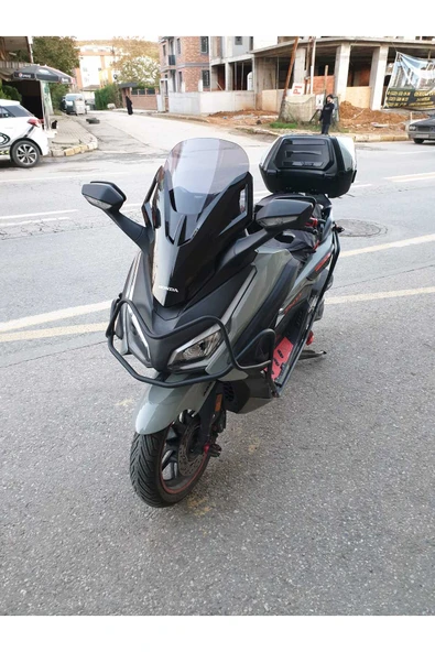 MOTOCAM Honda Forza 250 Siperlik Ön Cam 2021-2025 Model 47cm Füme Renkli 4mm ORİJİNAL BOYLU - Resim 3